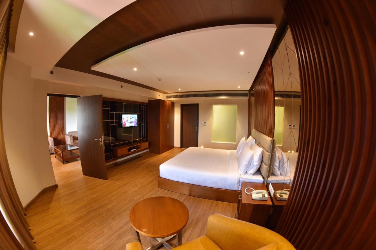 THE PEARL VIEW HOTEL photo 4