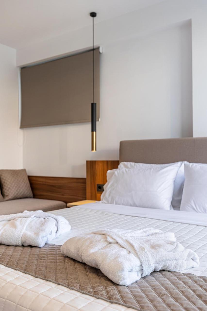 CITY HILL Luxury Apartments - 5