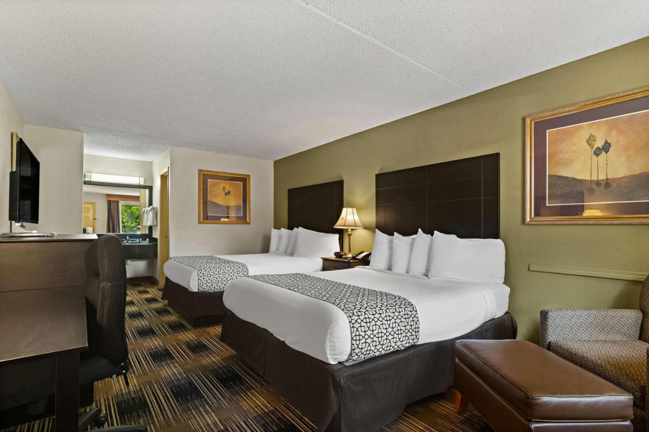 Best Western Windsor Suites photo 3