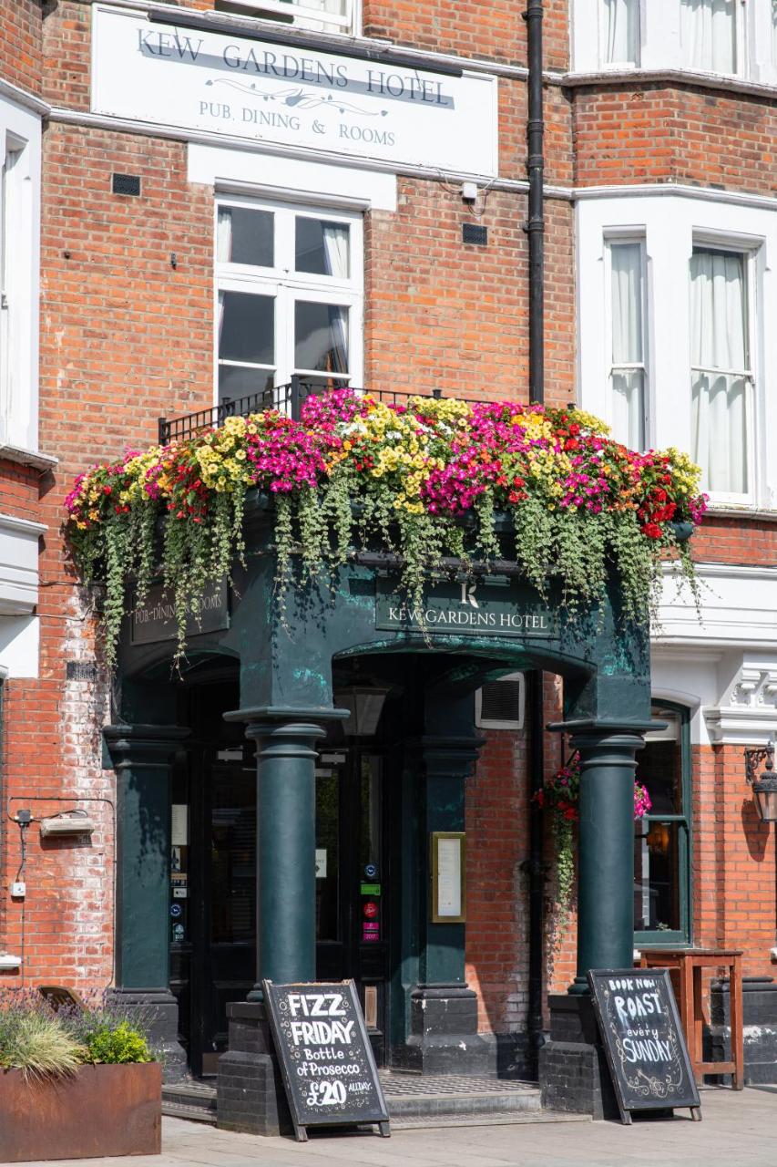 Kew Gardens Hotel