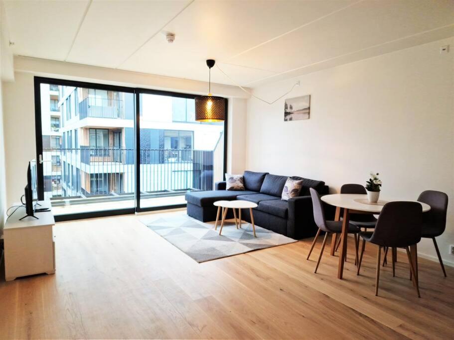 Demims Apartments Lillestrøm - Modern & Super Central - 10mins from Oslo S - 3