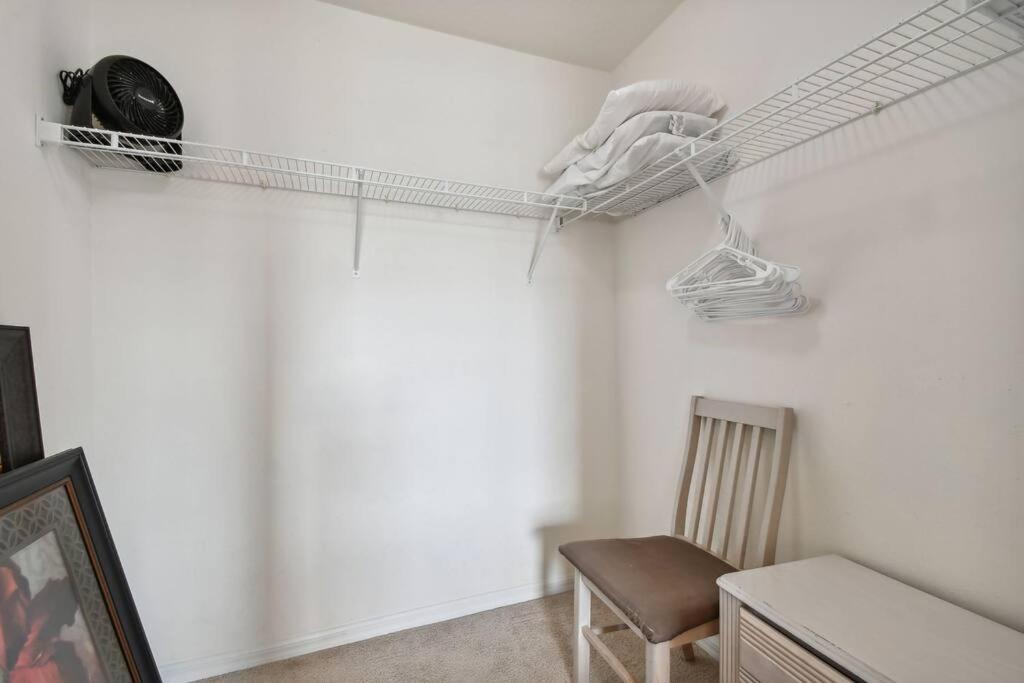 Amazing 3bd/2ba Condo with water view @ Disney - 4