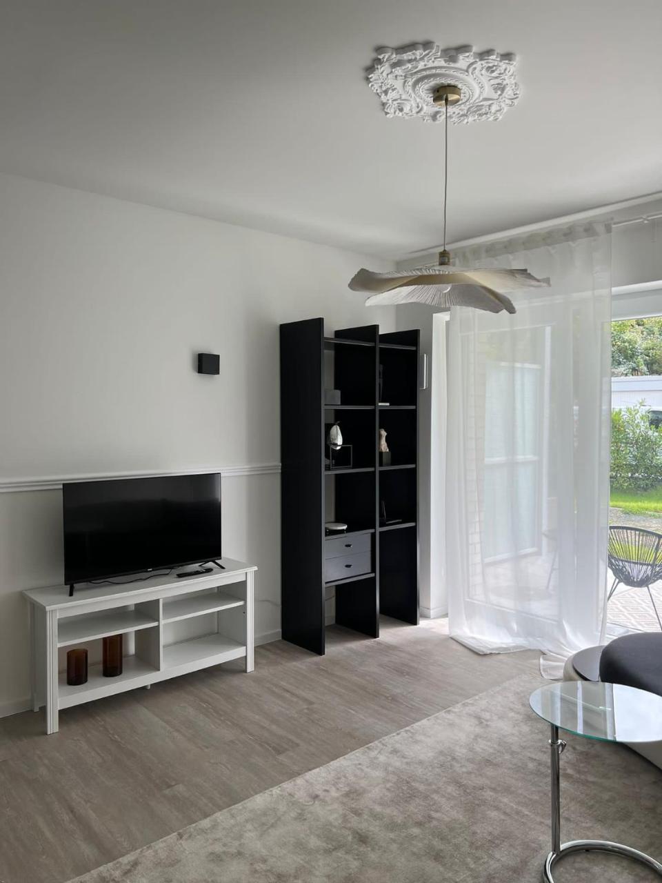 Paris to Bochum, 4 Pers. Apartm. - 2