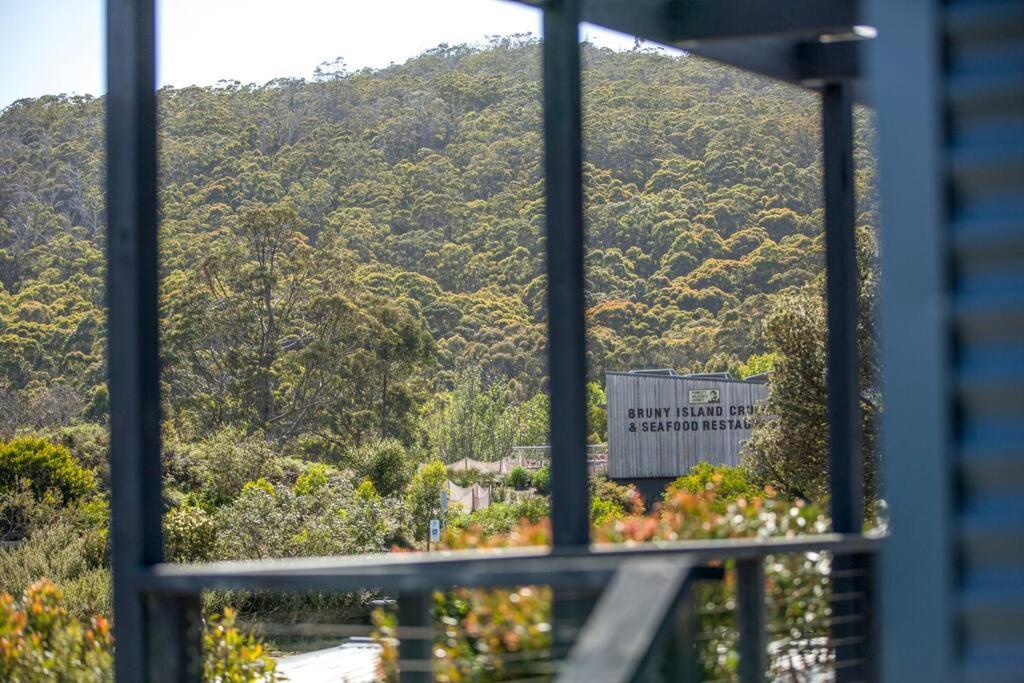 Bruny Island Escapes and Hotel Bruny photo 3