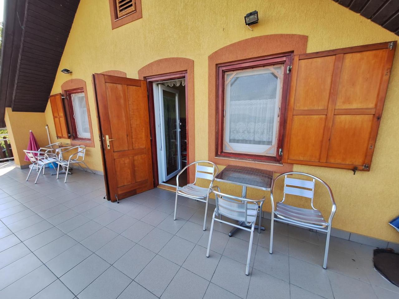 BALATONHEGYVIDÉKI APARTMAN - 5