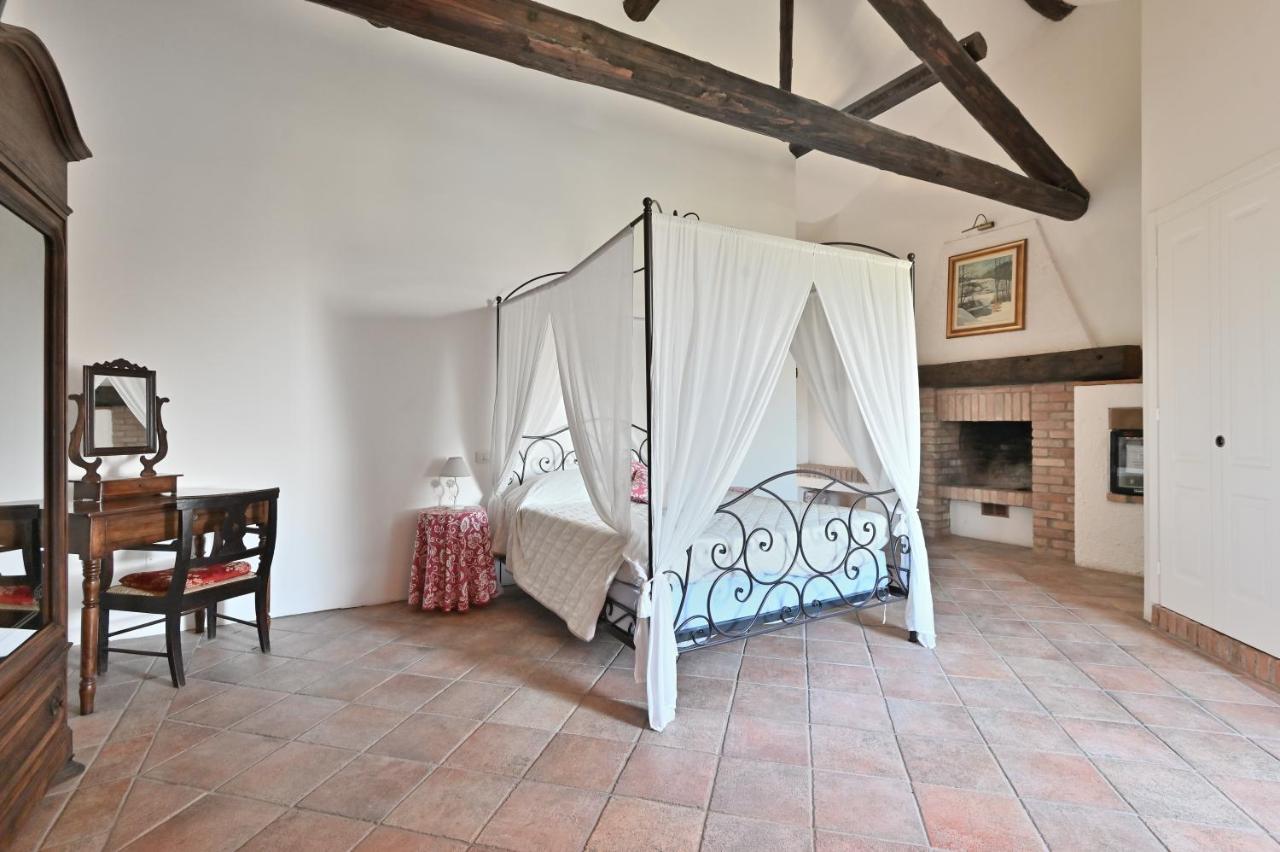 Agriturismo Ma Che Bel Castello photo 3
