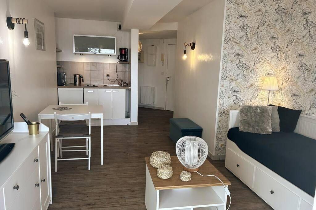 Studio lumineux en bord de mer - 6