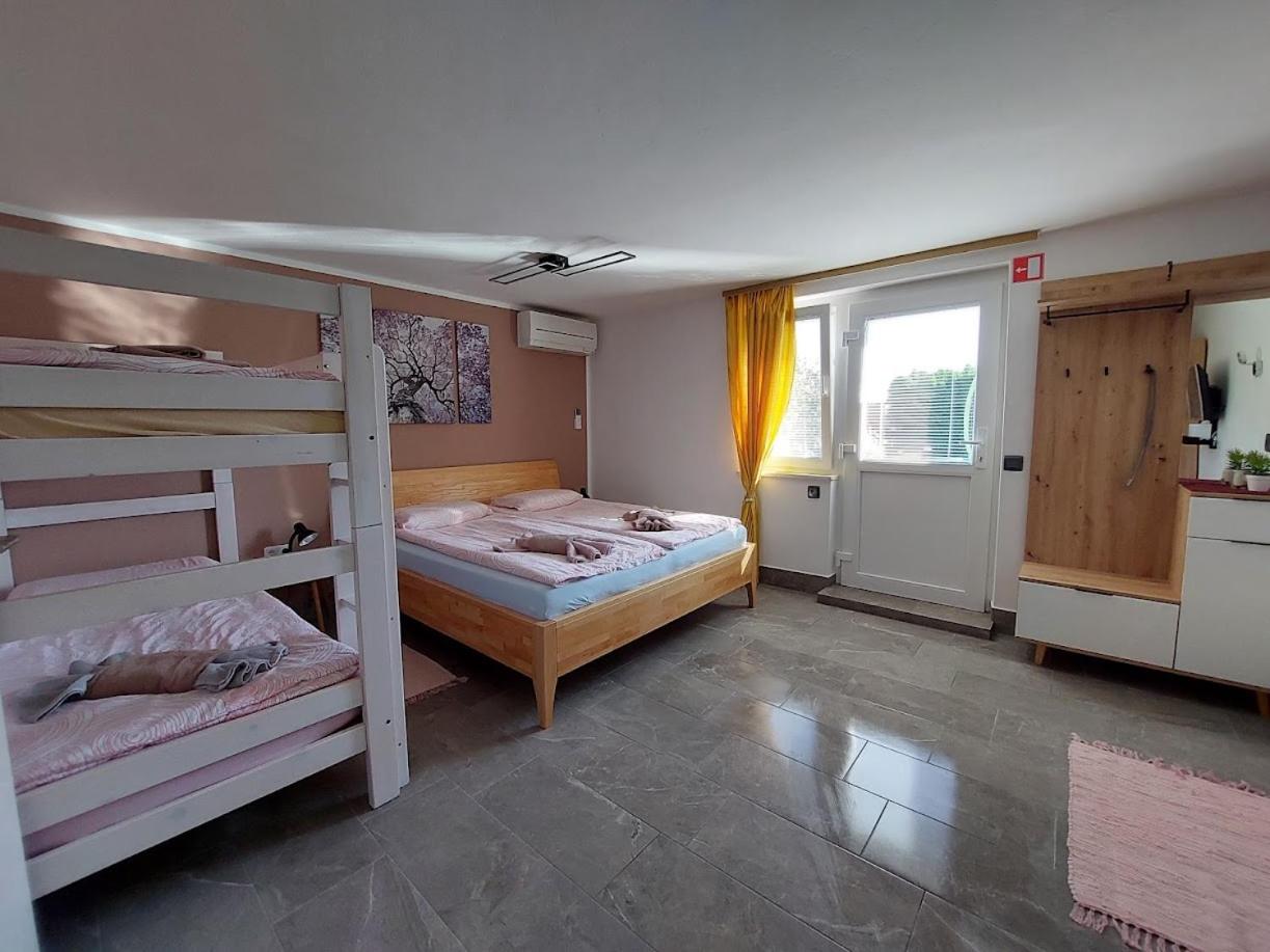 Apartma Žirovnik - 3