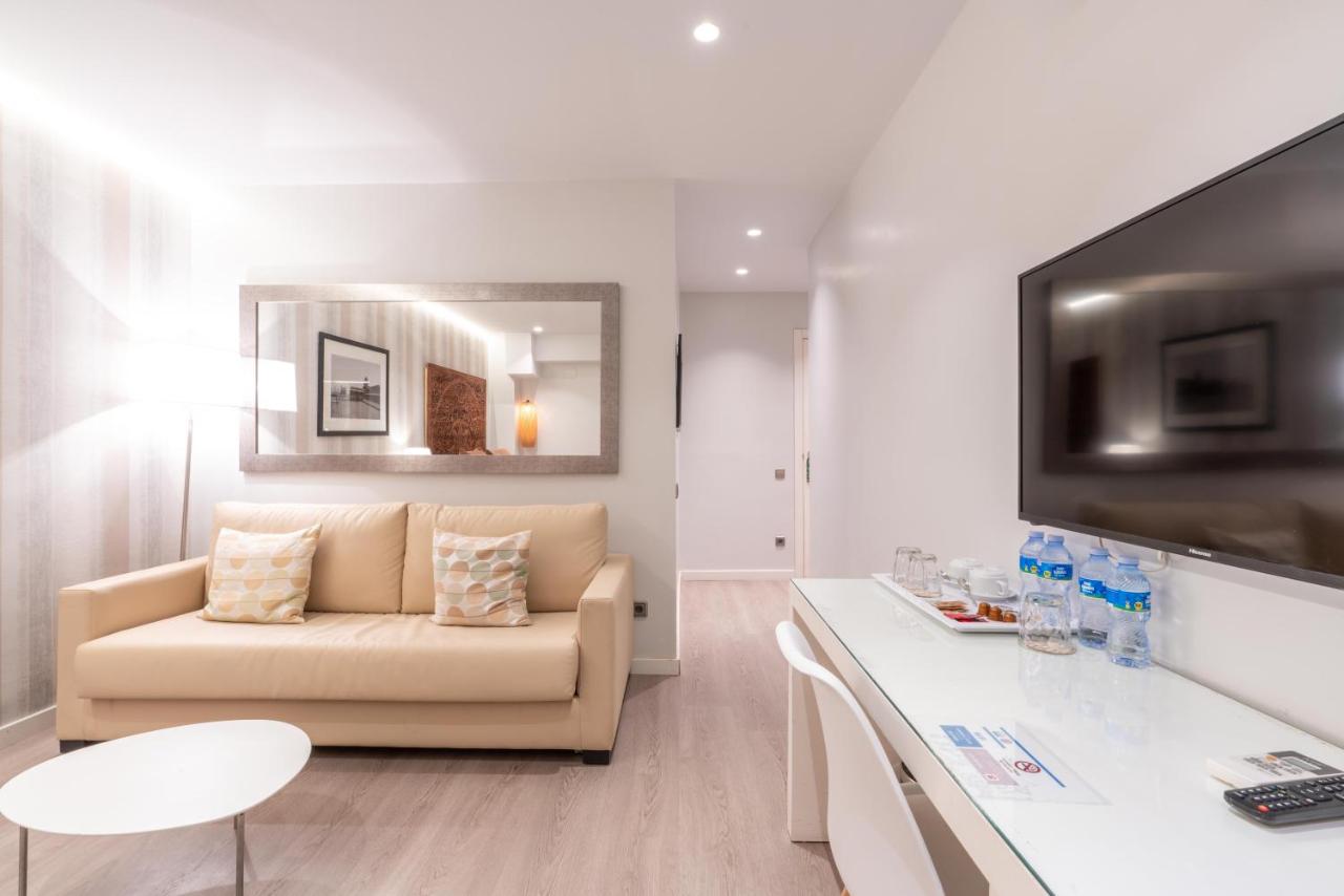 Serennia Fira Gran Via Exclusive Rooms photo 3