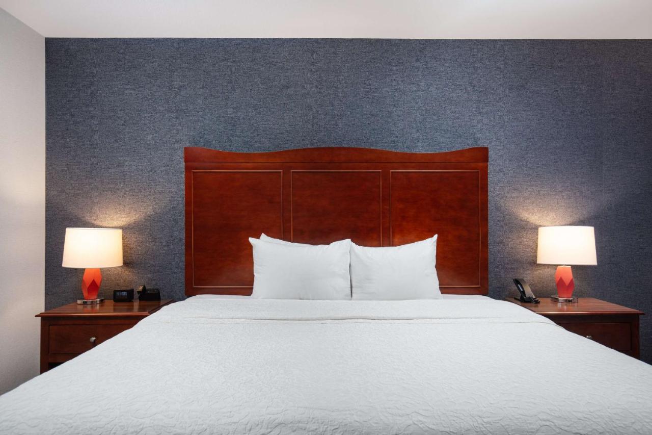 Hampton Inn Medford photo 4