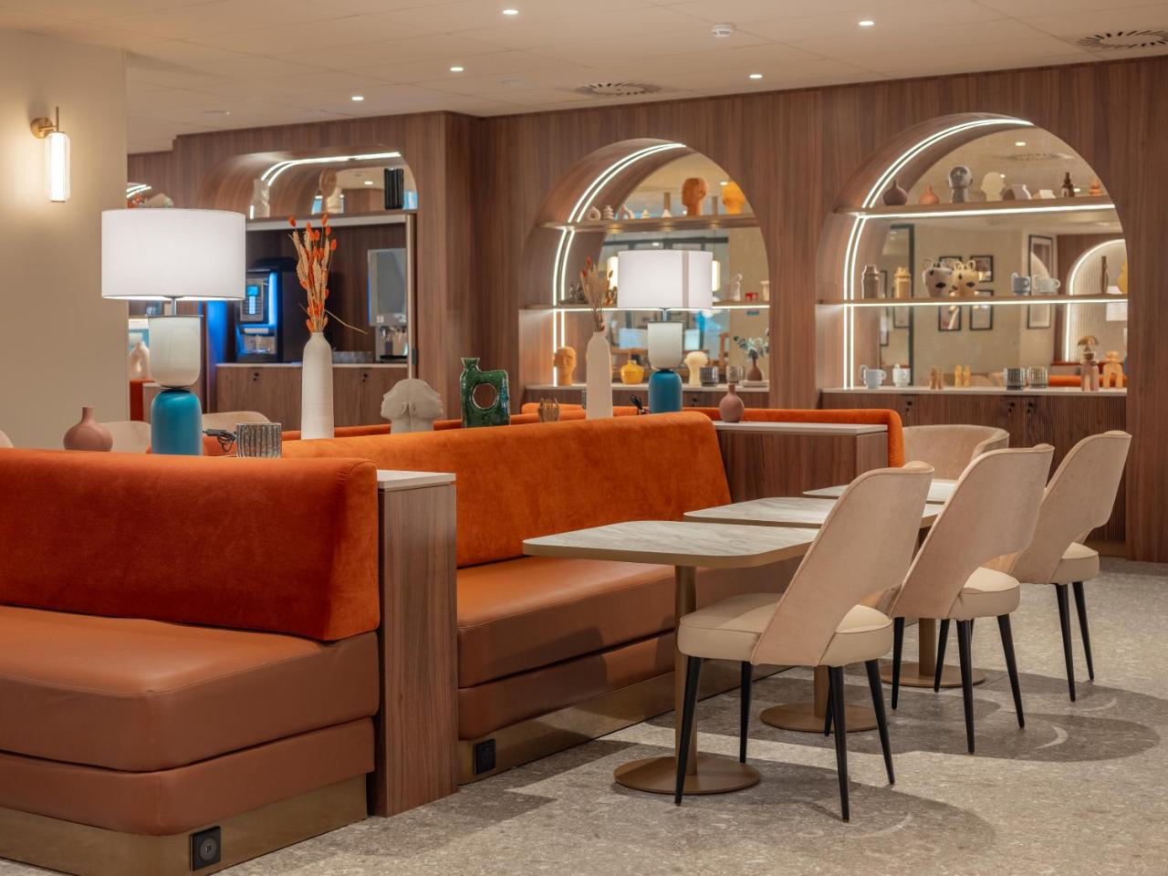 Novotel Orléans Centre Gare photo 3
