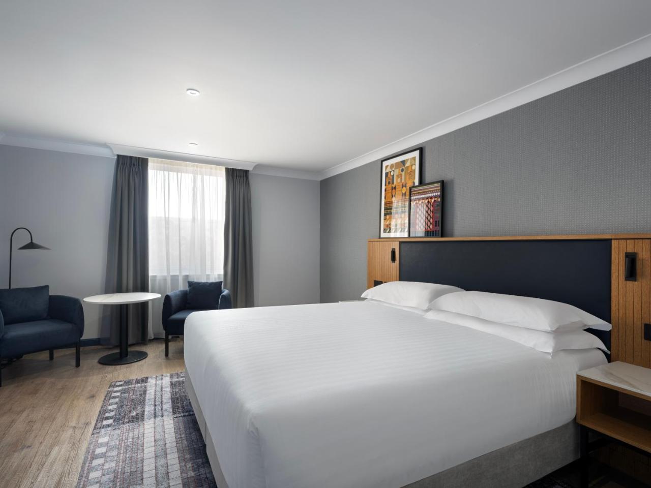 Edinburgh Marriott Hotel Holyrood - 2