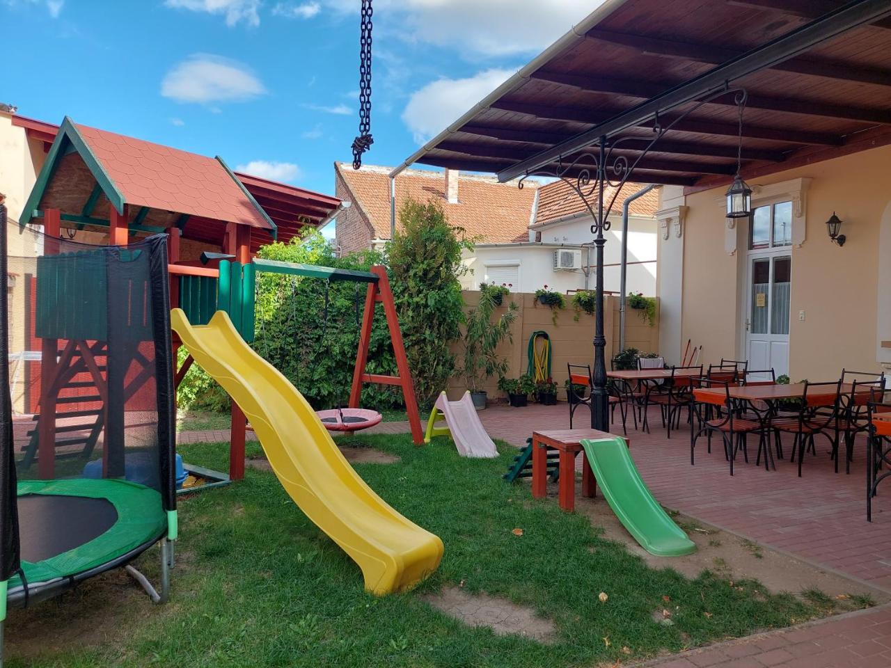 Gyulai Meseház Apartman - 3