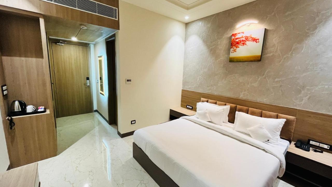 Hotel Aryavilas-A Luxury Boutique Hotel photo 2