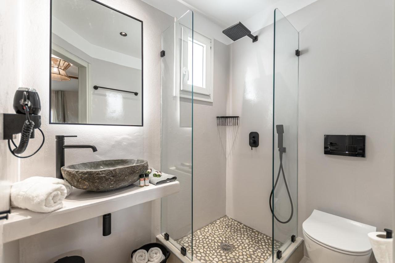 Heavenly Suites & Studios - 3