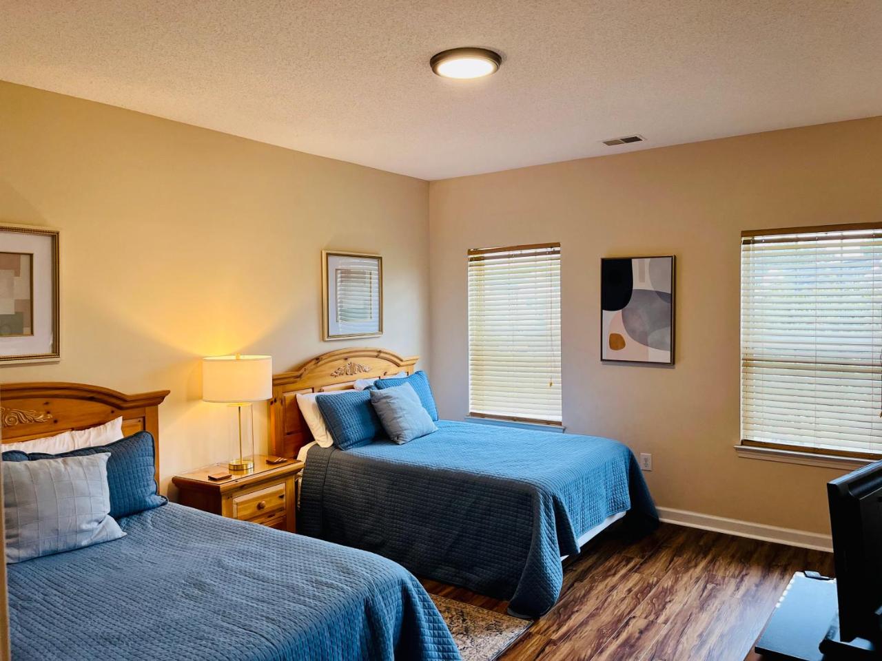 Two-Bedroom Vacation Condo - 2
