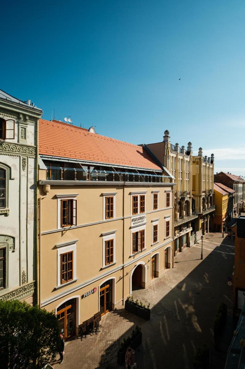 Palatinus Boutique Hotel - 4