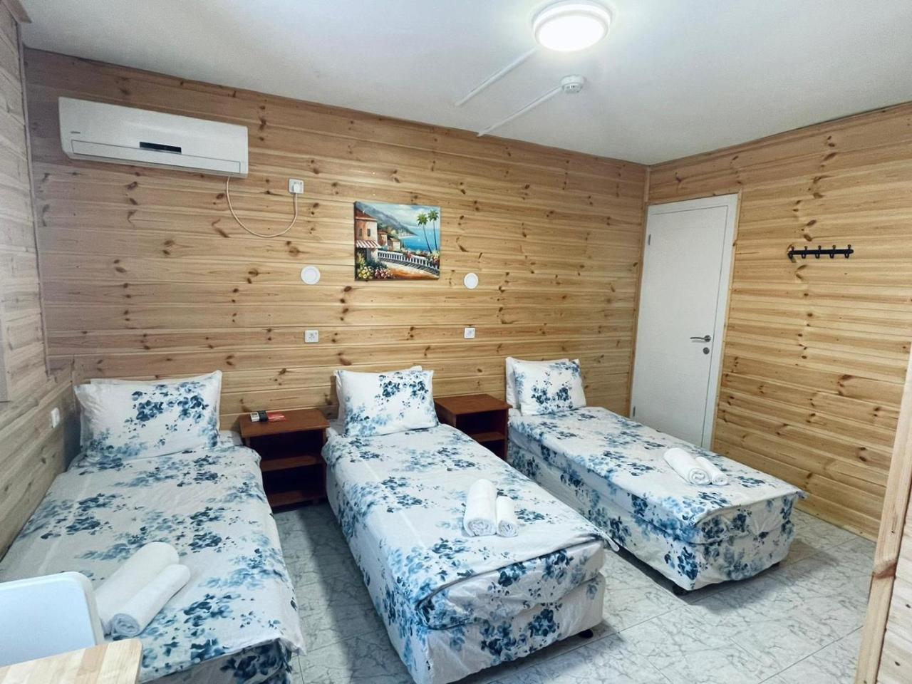 Amigo Hotel On The Beach - With Shelter photo 4