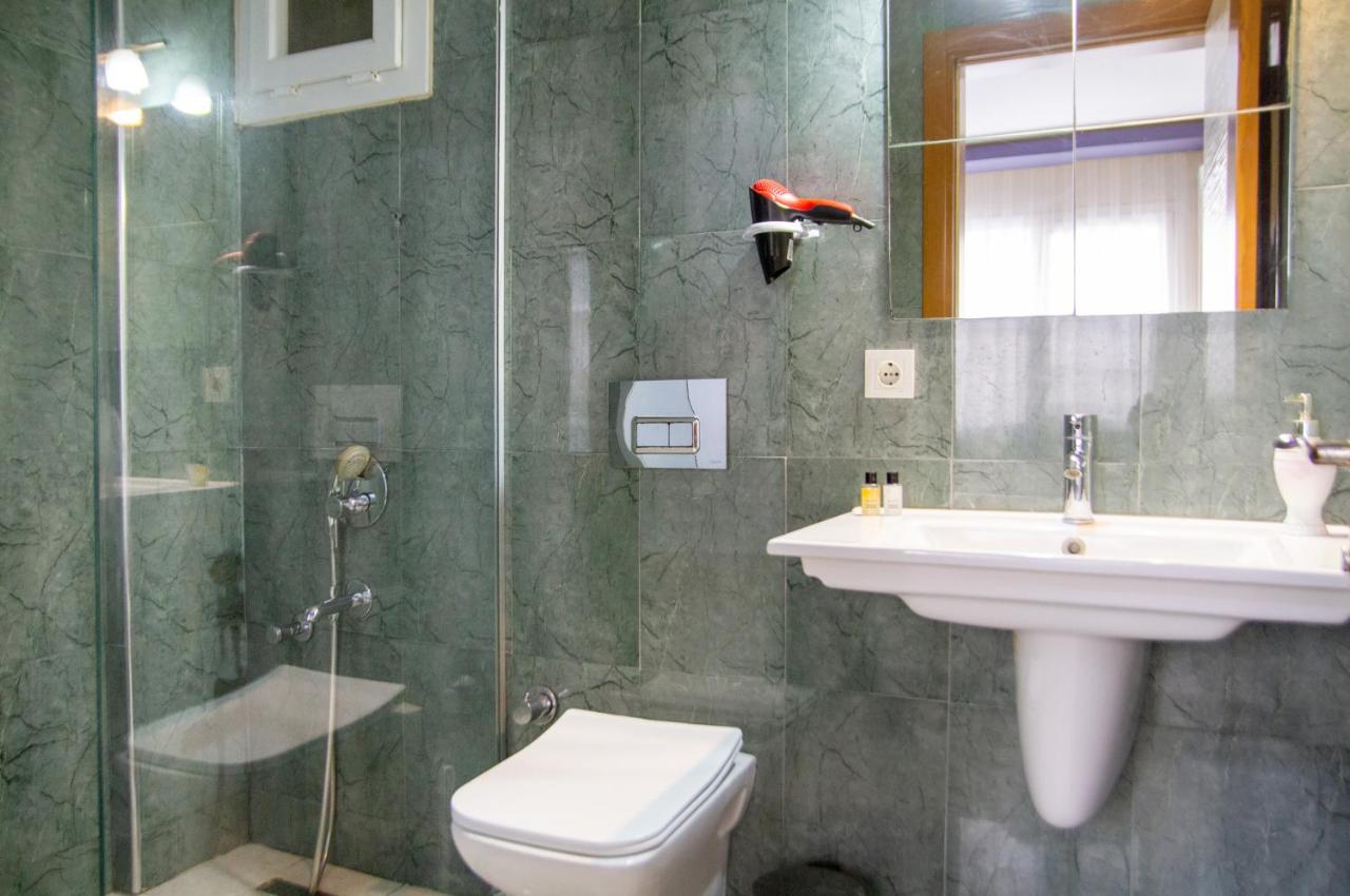 Fi Homes photo 3