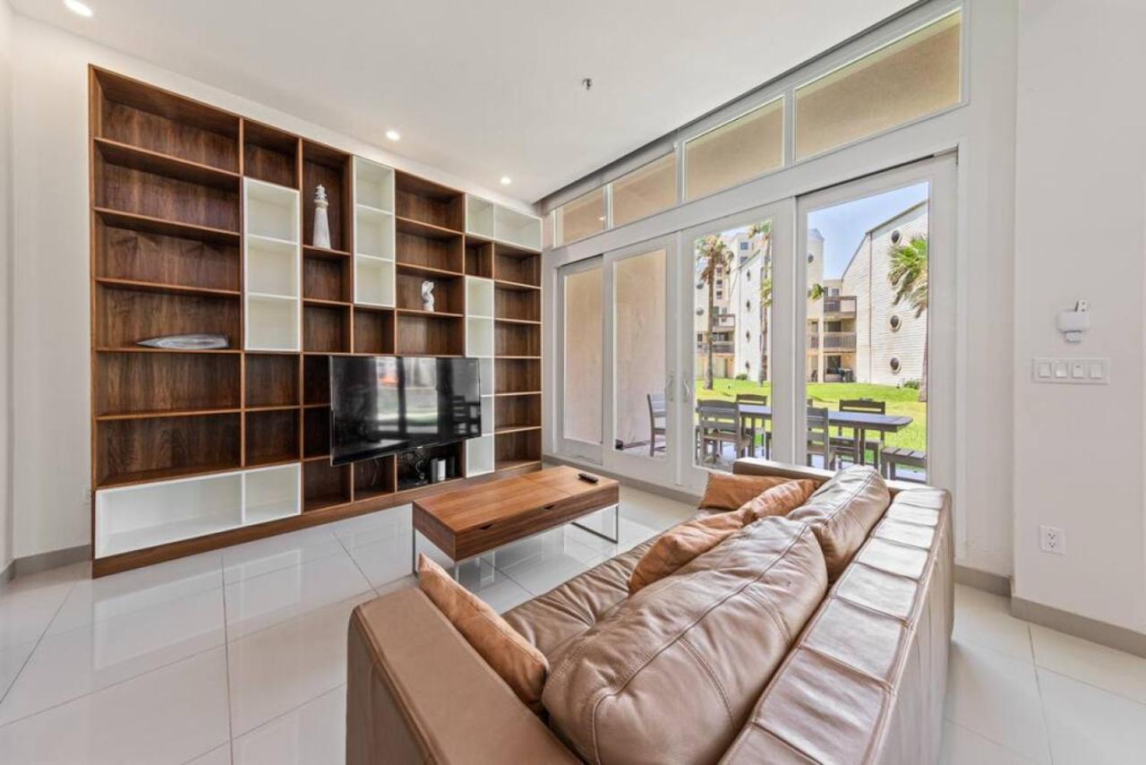 Luxury Ground Beachfront Condo Solare 103 - 4
