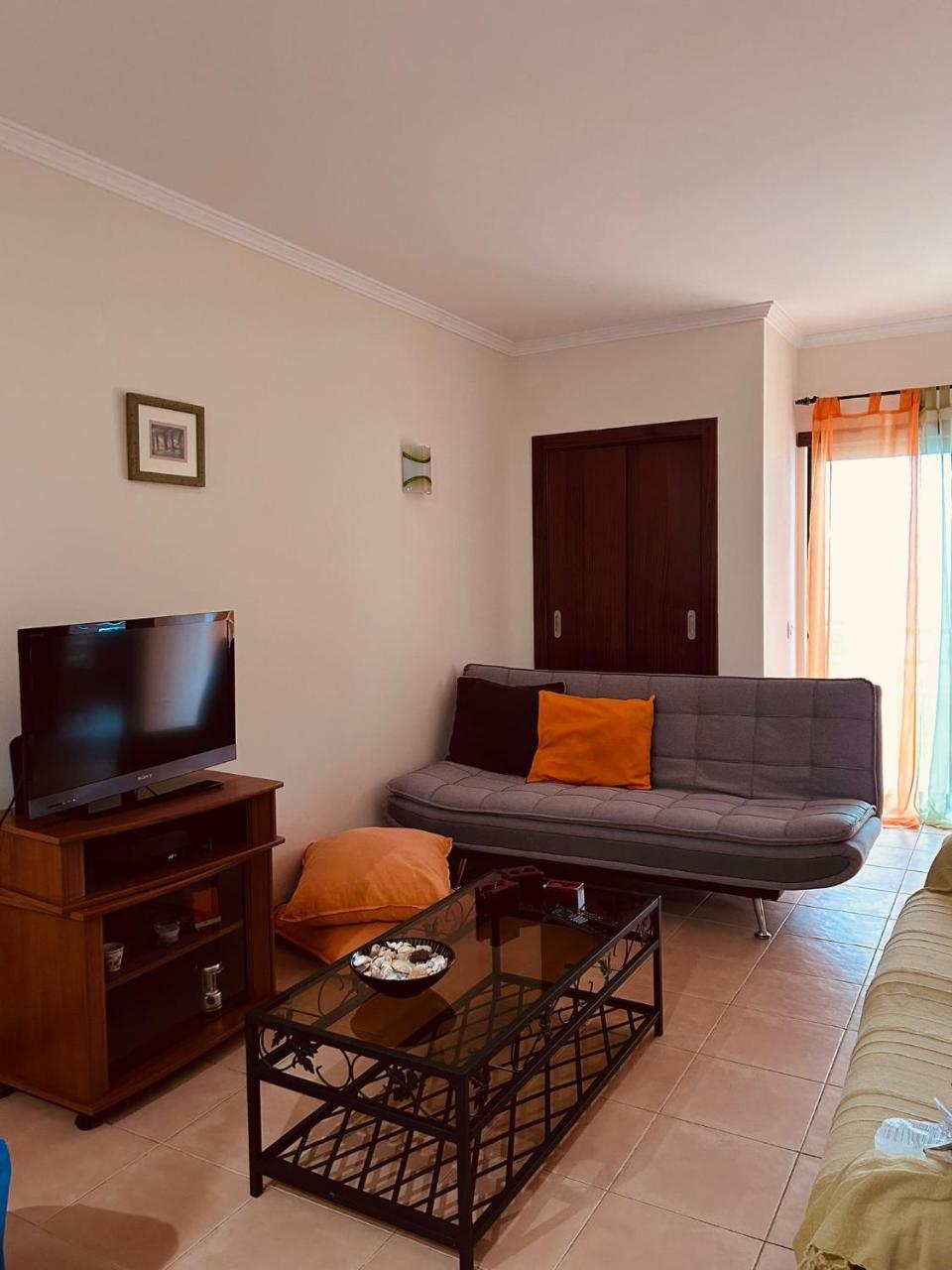 Apartment Salgados T1 - 6