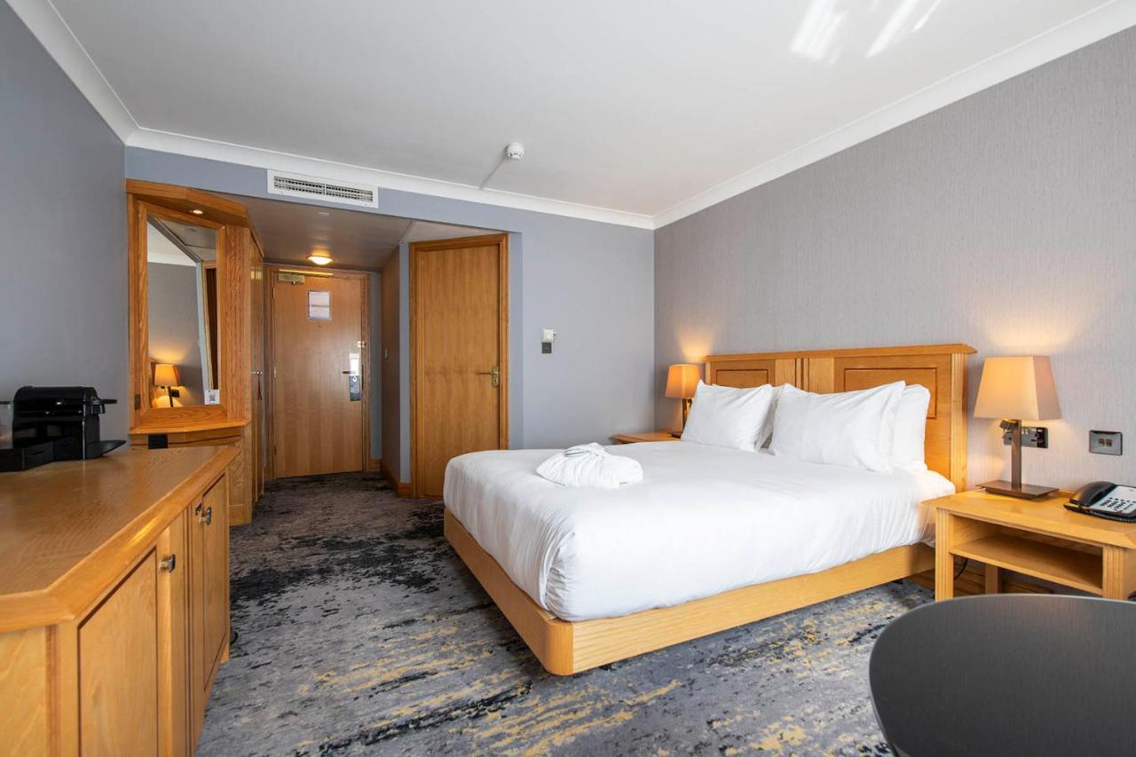 DoubleTree by Hilton Swindon photo 4