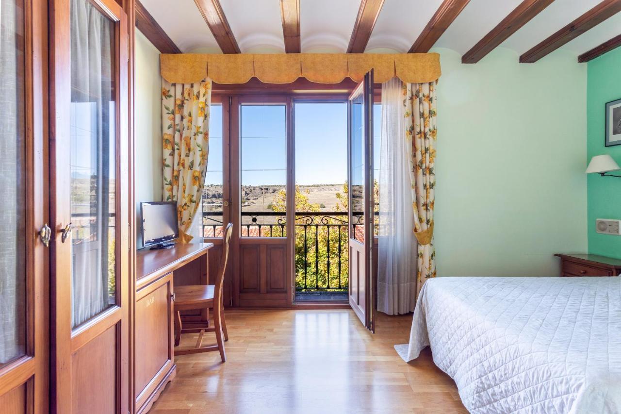 Hotel Puerta Sepúlveda photo 4
