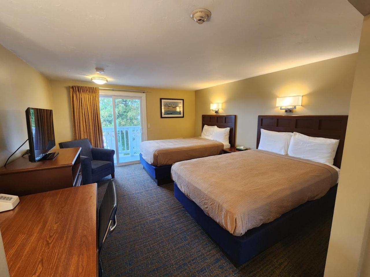 Hyannis Travel Inn photo 3