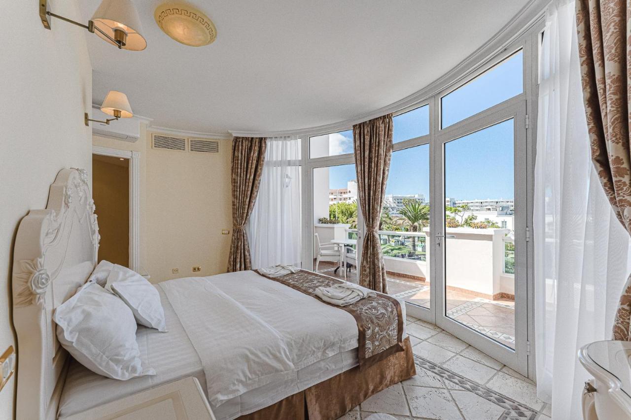 Flamingo Suites Boutique Hotel photo 2