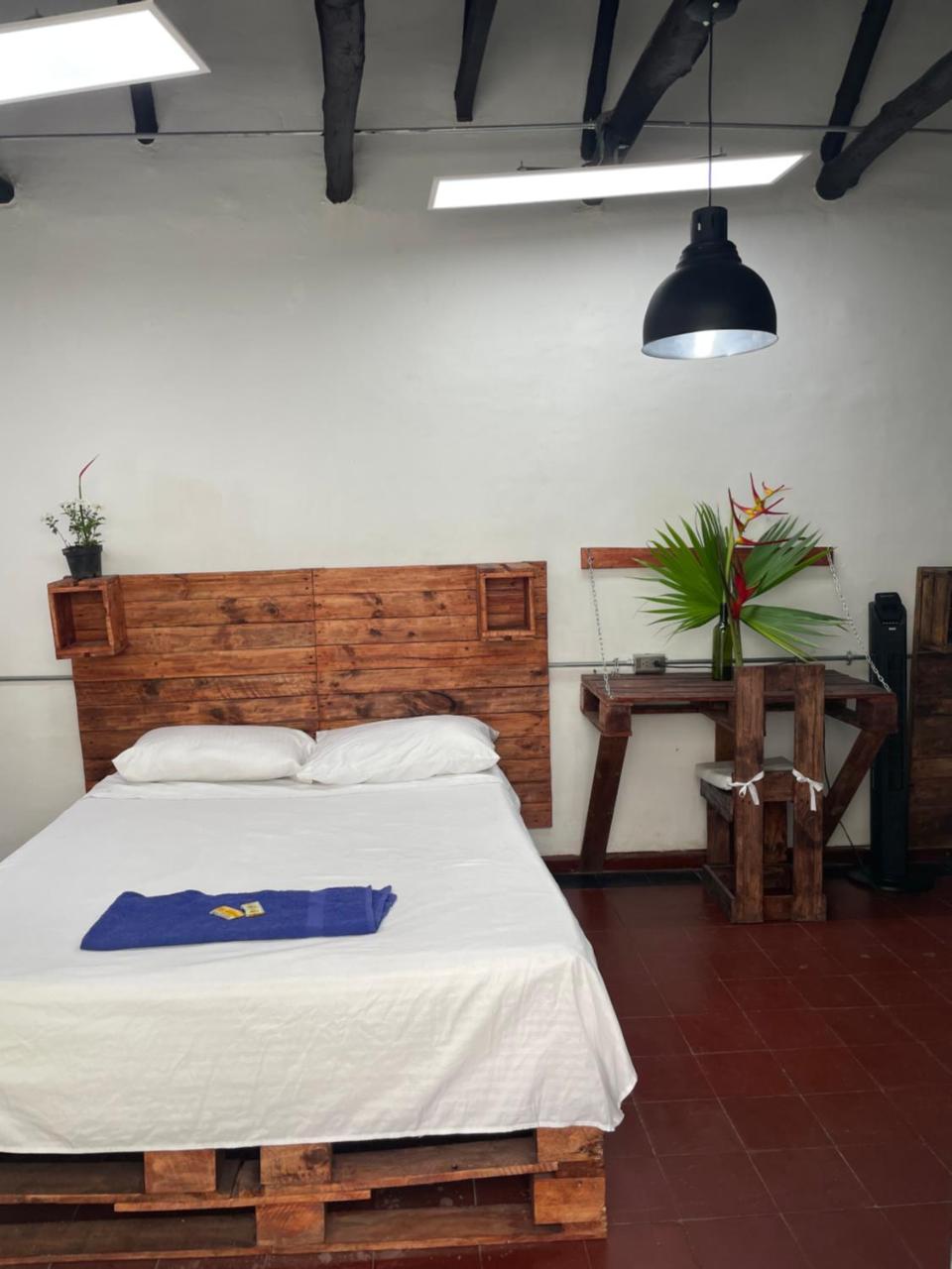 Nuevo Rumbo San Antonio Hostal - FREE WiFi, coffee & tea, patio & shared lounge photo 2