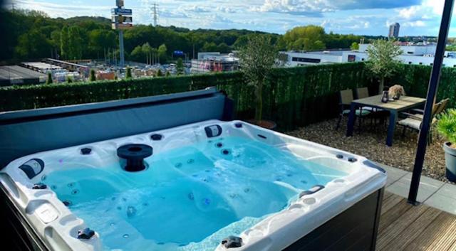 Wellness Dome Penthouse Suite - 5