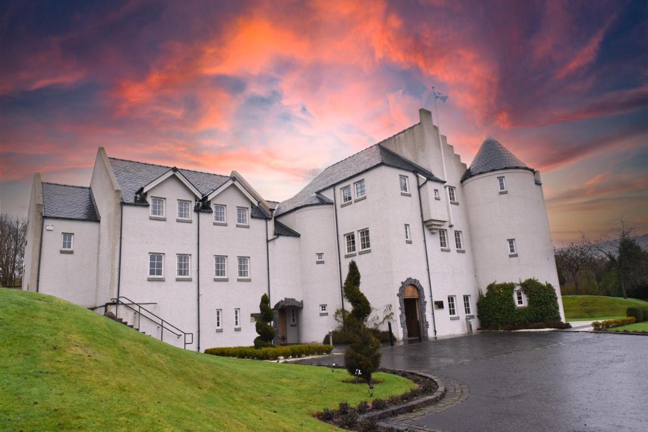 Glenskirlie Castle Hotel