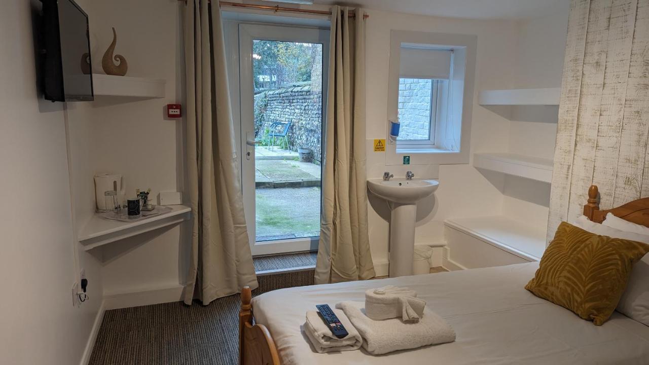 Dover Town Rooms photo 2