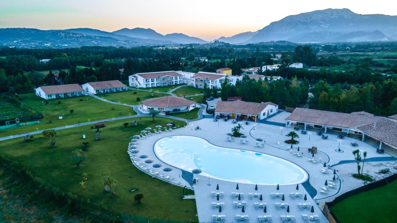 Hotel S'arena Beach - 3