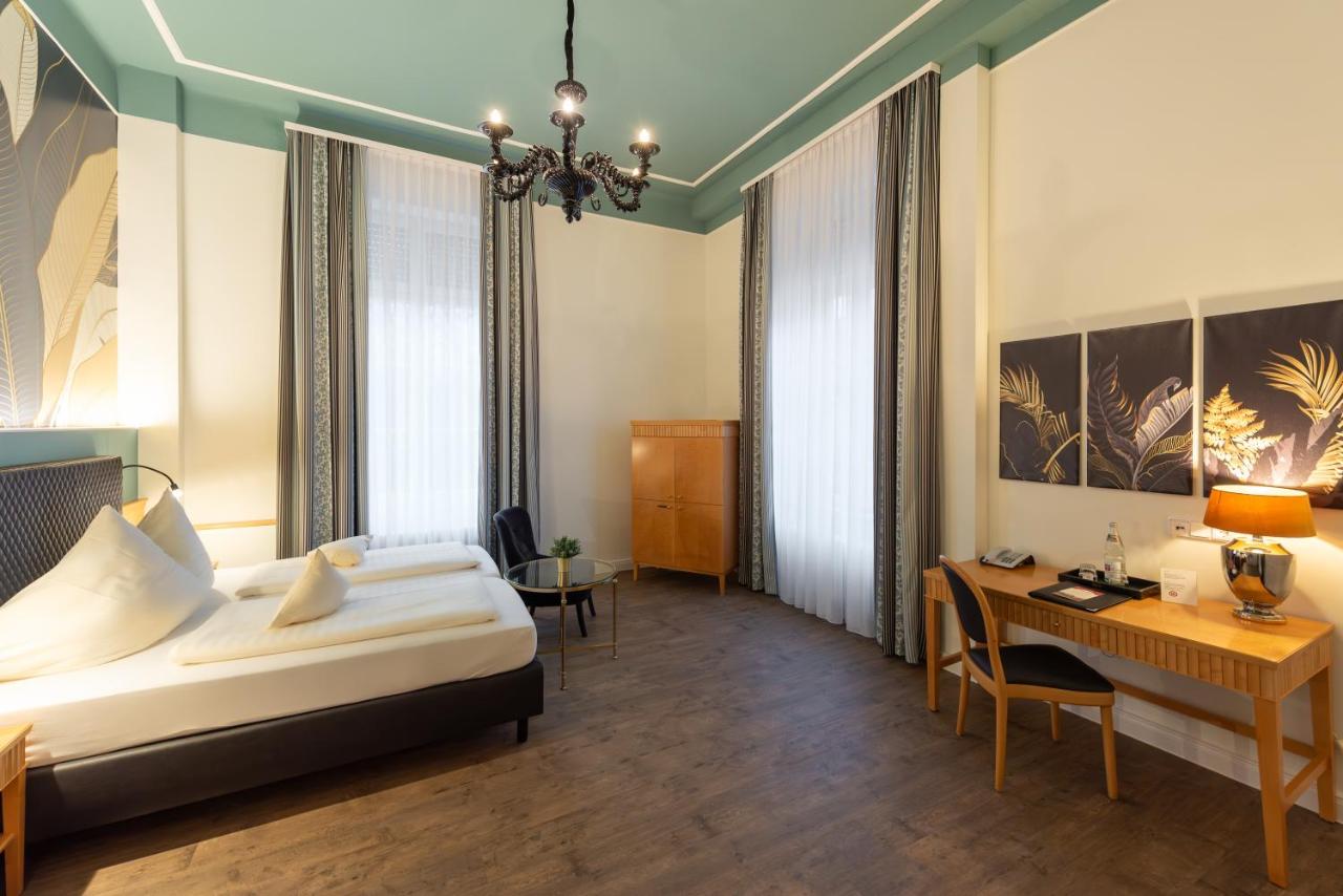 Villa Thea Hotel am Rosengarten photo 4