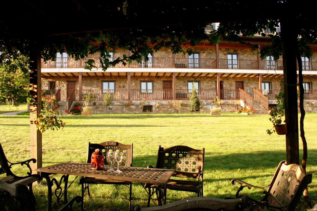 Photo - Alojamiento en entorno rural Los Trobos