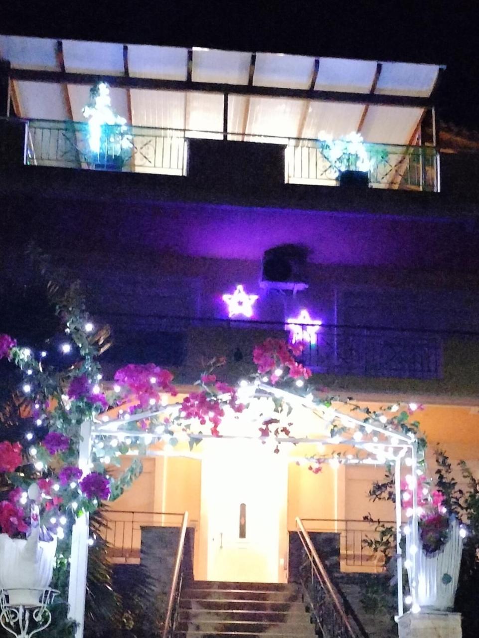 House with Wonderful View - 4