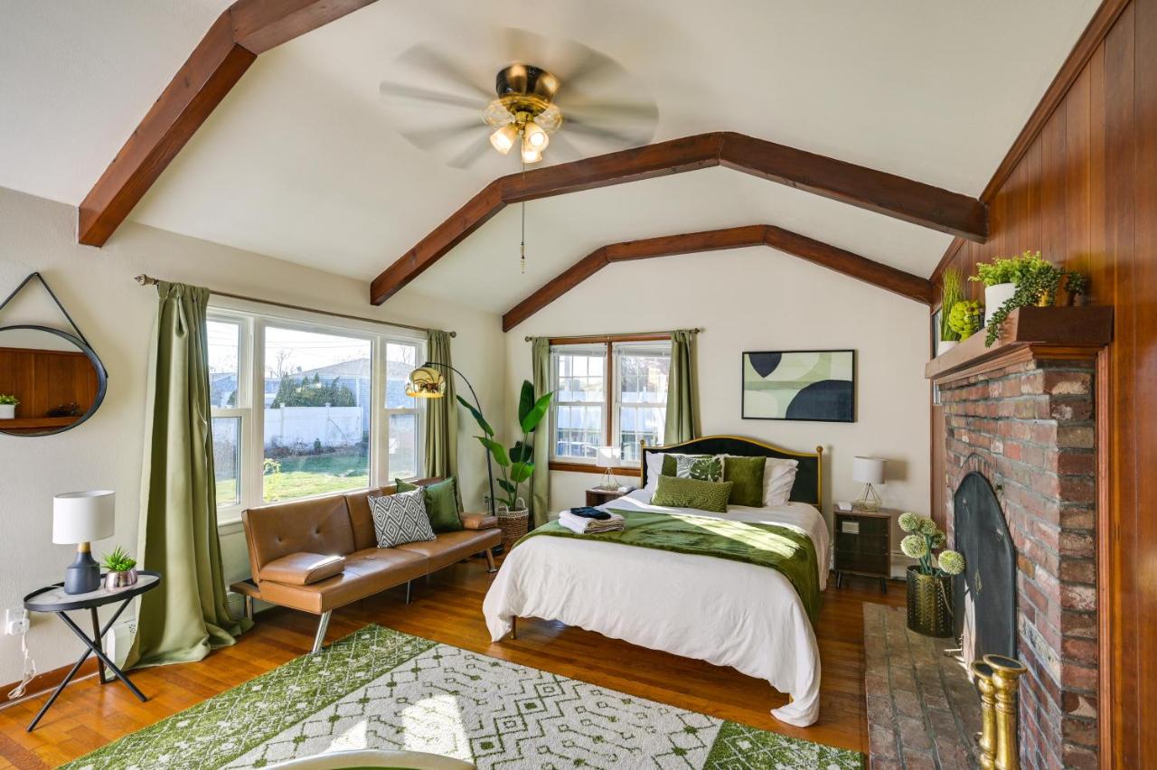 1 Mi to Downtown Salem: Studio w/ Fire Pit Access - 5