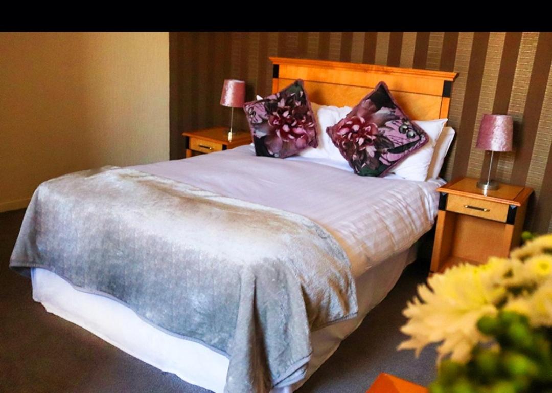 Royal Hotel photo 4