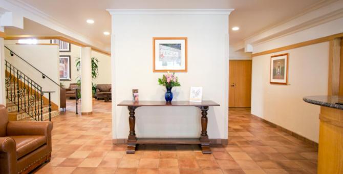 Foto - The Inn at UCLA