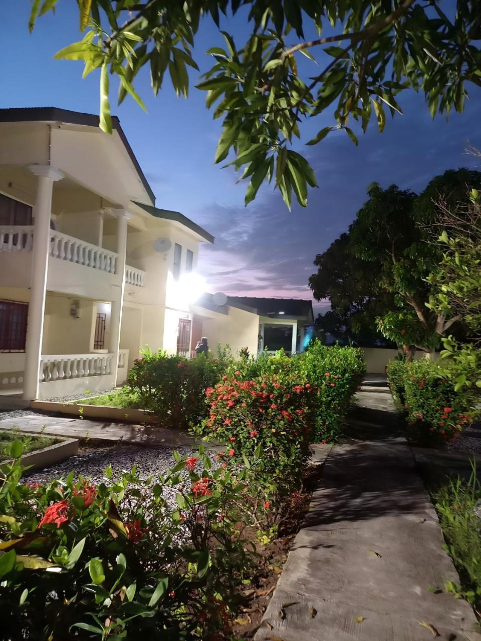 Lord's Hands Guesthouse Hotel