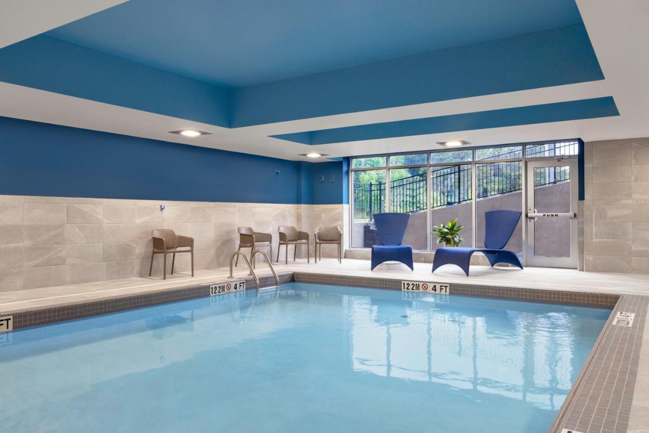 Hampton Inn by Hilton Midland