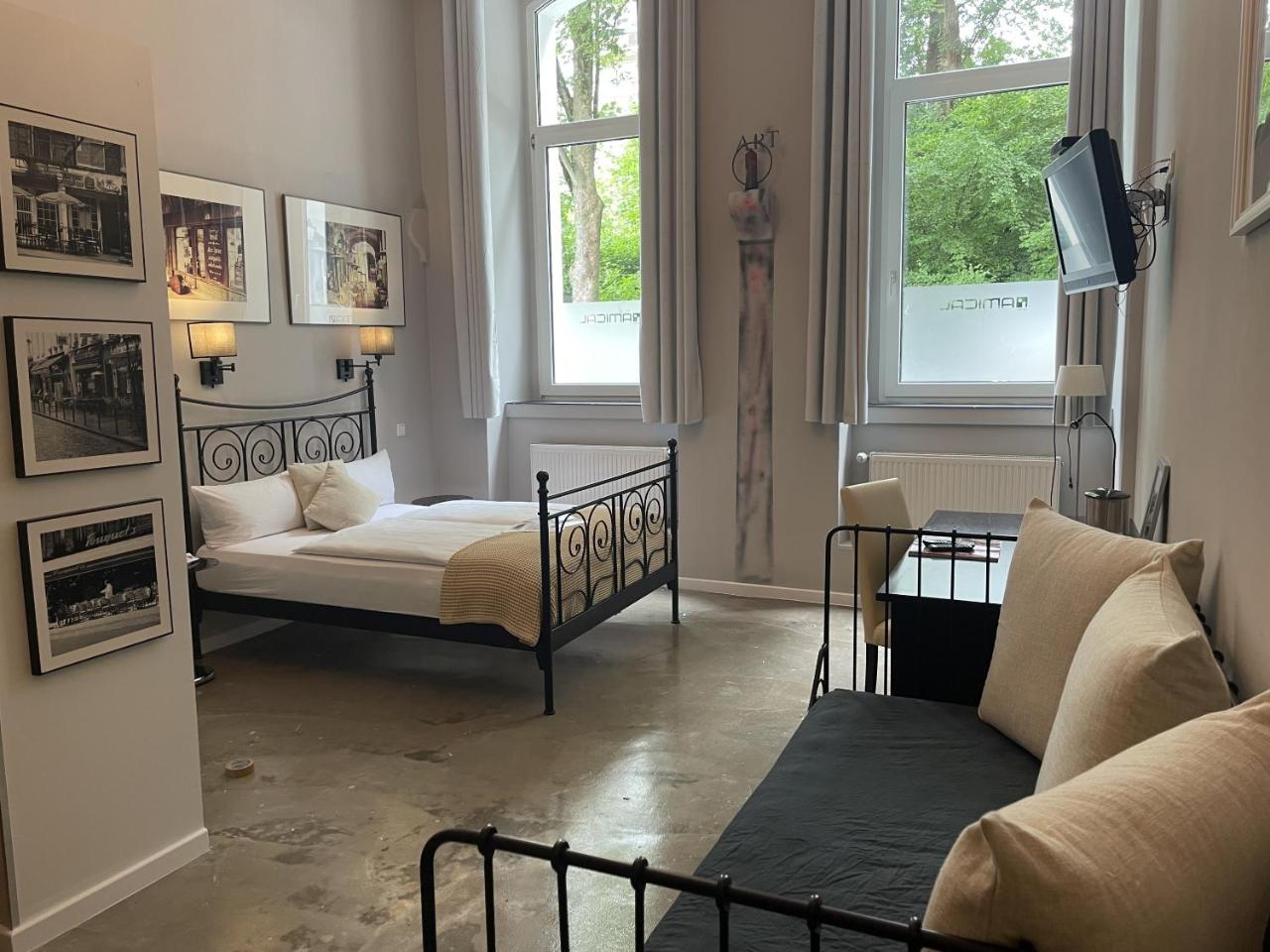 Hotel Amical photo 2