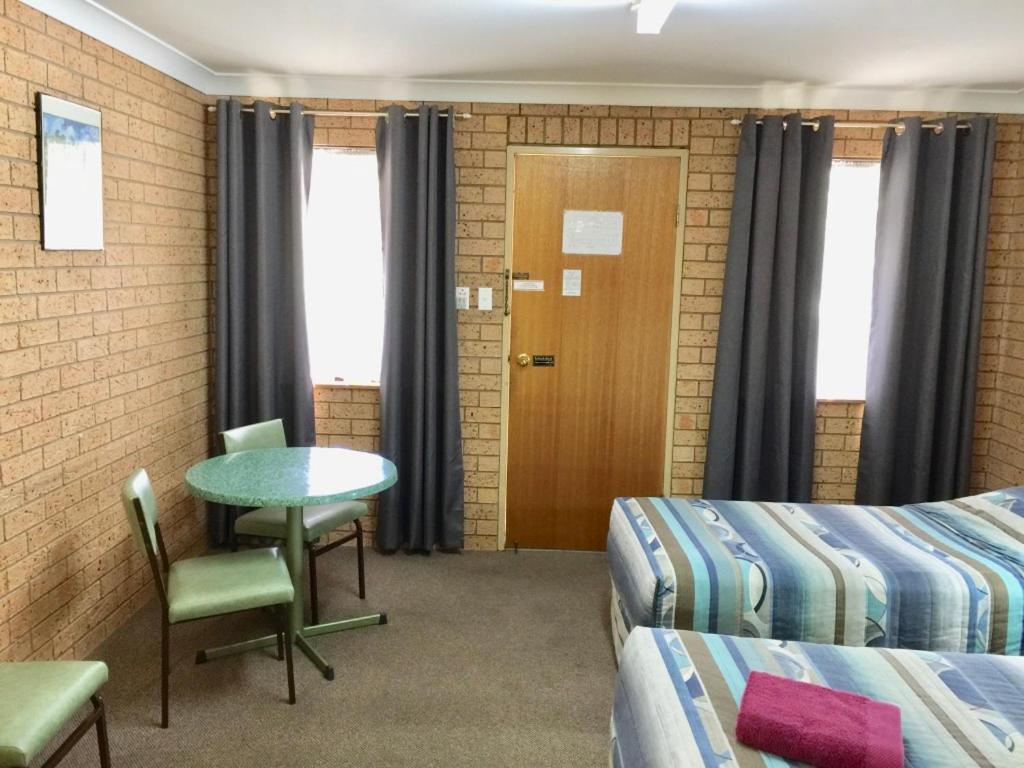 Three Ways Motel photo 2