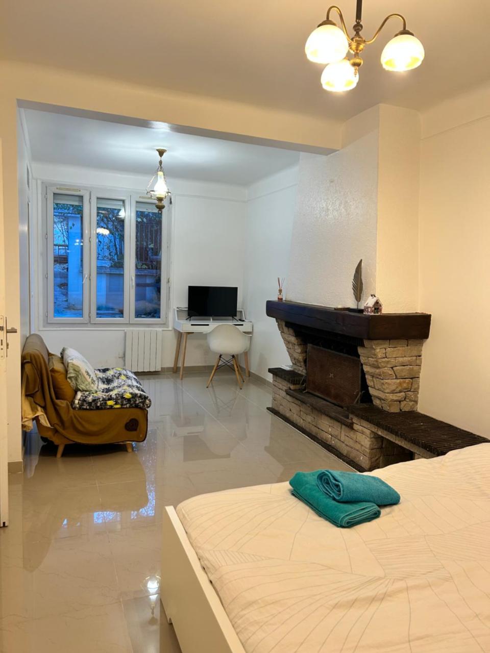 Grand logement Centre Ville Massy - 4