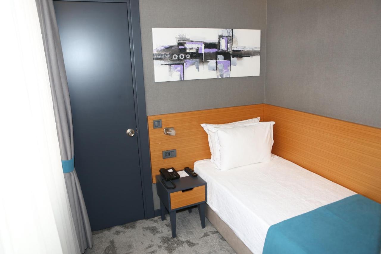 Sapko Airport Hotel photo 4