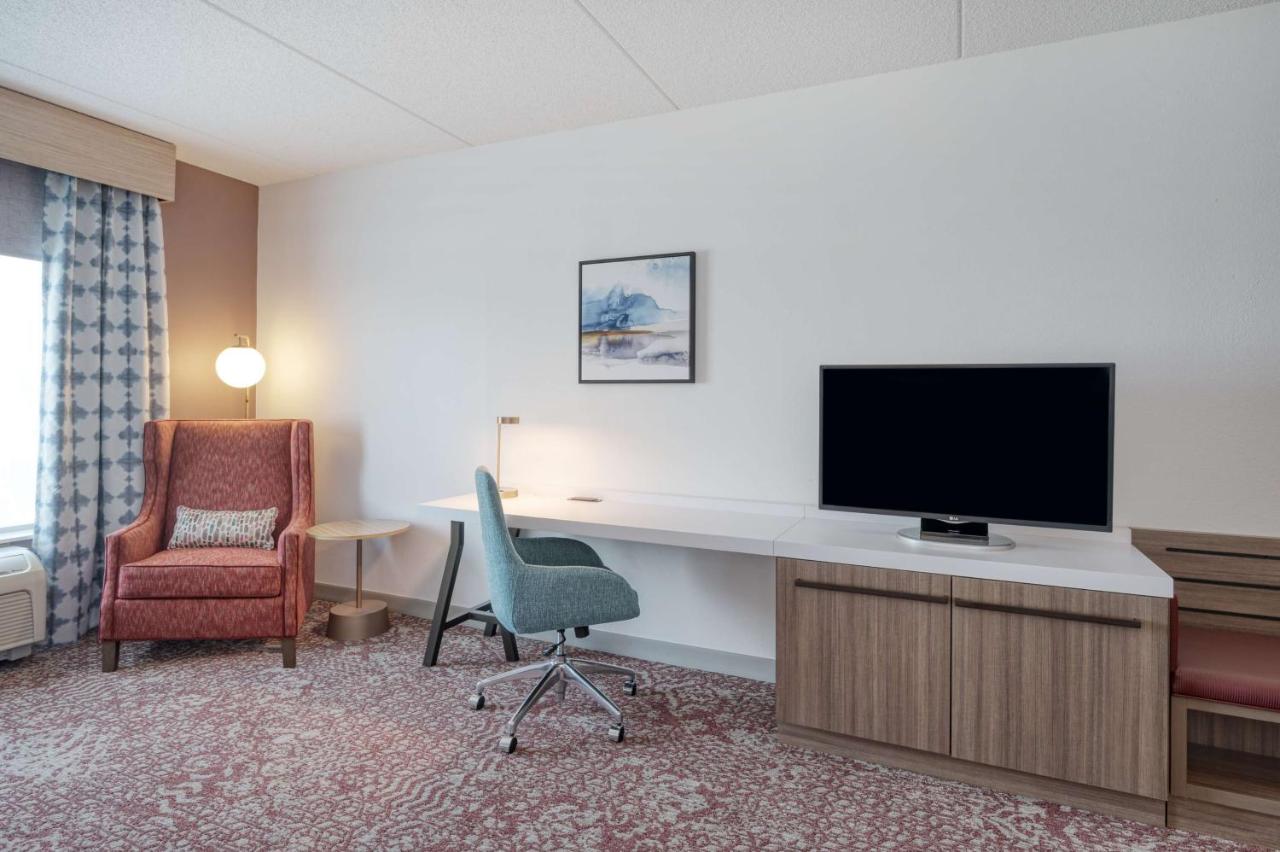 Hilton Garden Inn Clarksburg Bridgeport photo 3