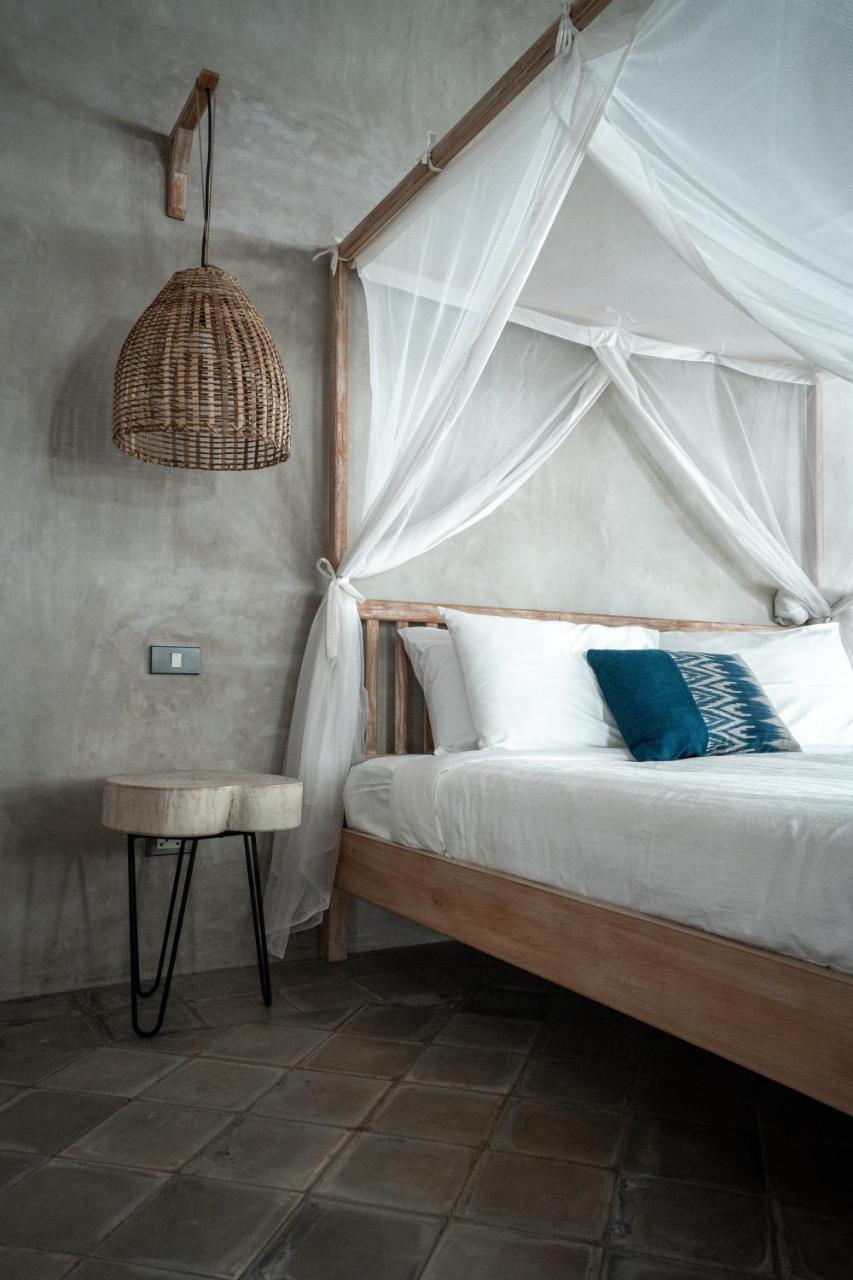 Chic stay HANA Boutique hotel