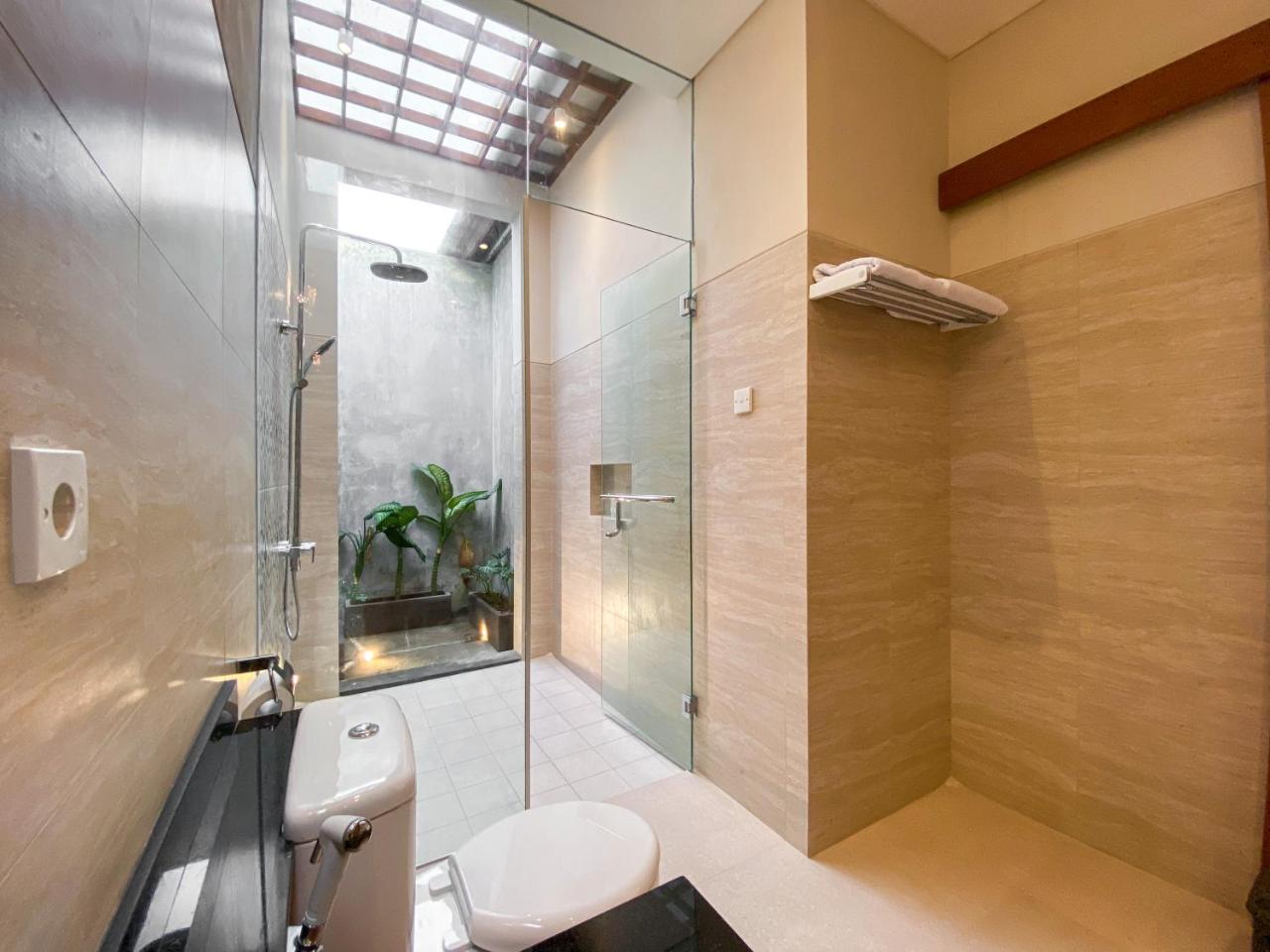 Foto - Svarna Suites Seminyak