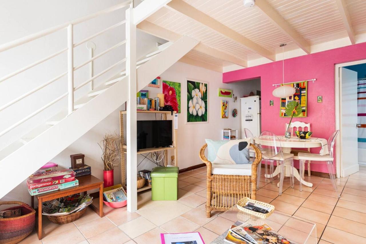 Idyllic Beachfront Condo photo 2